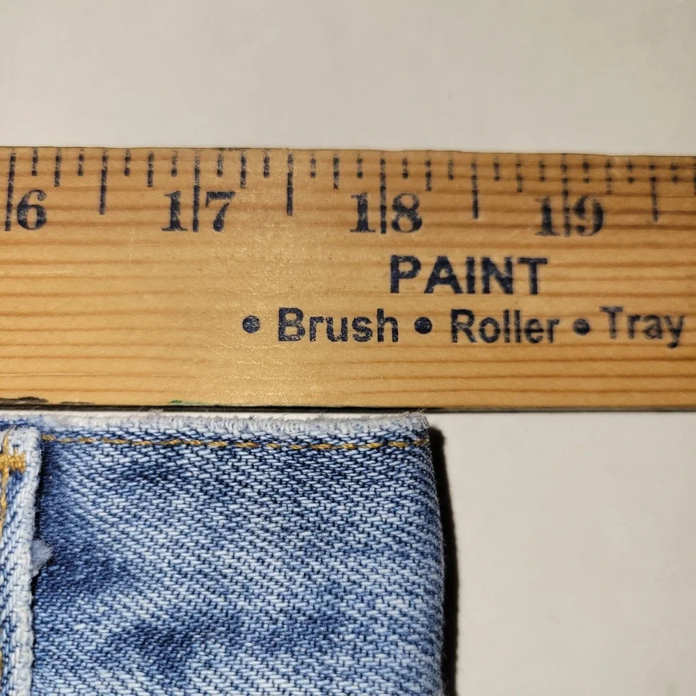 Vintage 90s Levi 550 Relaxed Fit Blue Jeans Men's Size 36x34 1999